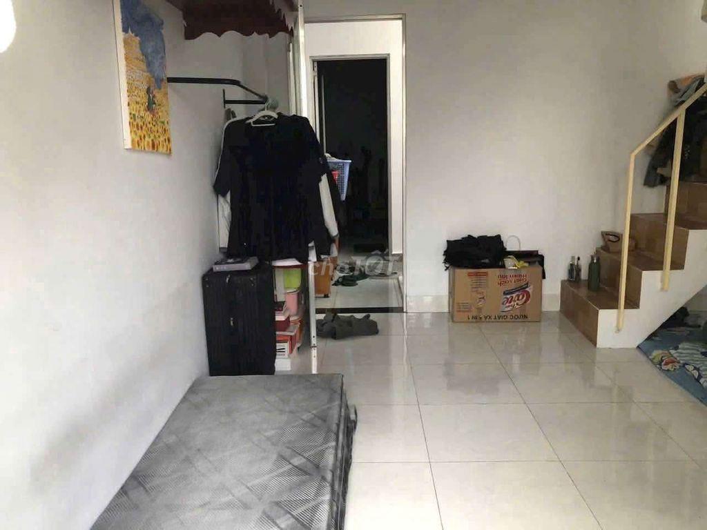 Nhà có nội thất máy lạnh..Lê Đức Thọ 4x13m 2 lầu 4pn