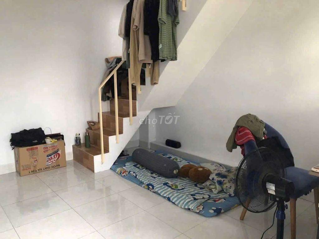 Nhà có nội thất máy lạnh..Lê Đức Thọ 4x13m 2 lầu 4pn