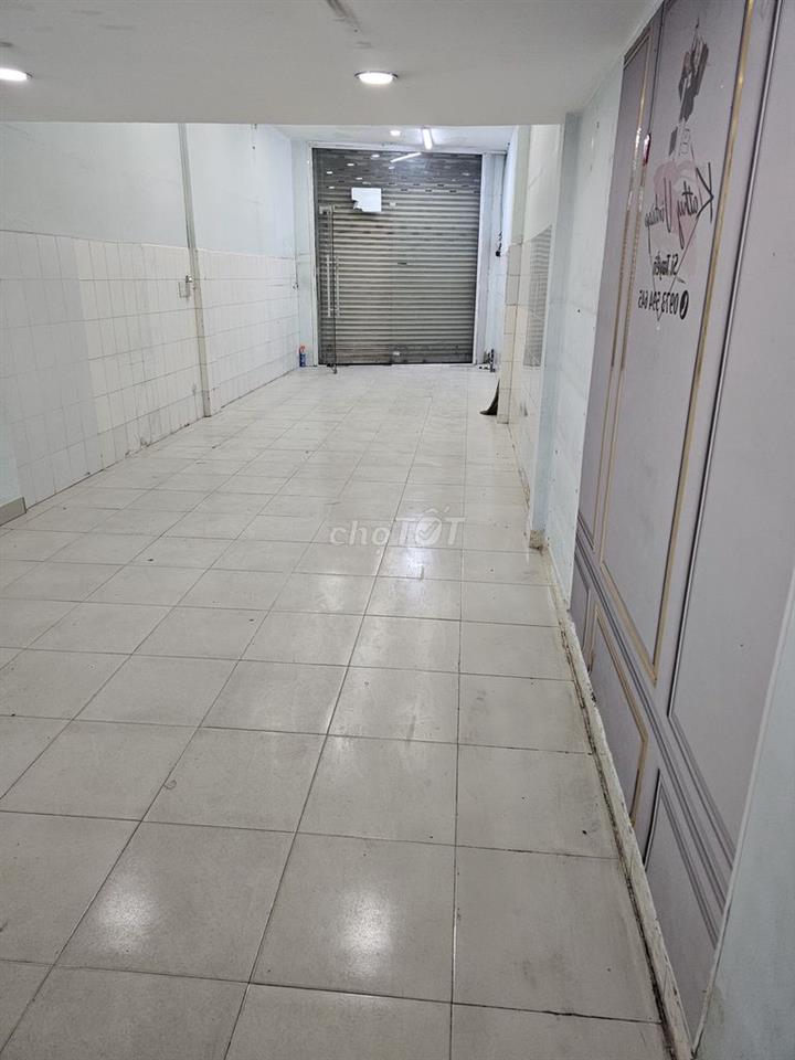Cho thuê nhà nguyên căn ngay ngã tư Xóm Mới (Gò Vấp)