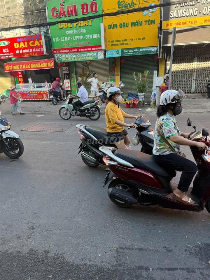 Cho thuê nhà nguyên căn ngay ngã tư Xóm Mới (Gò Vấp)