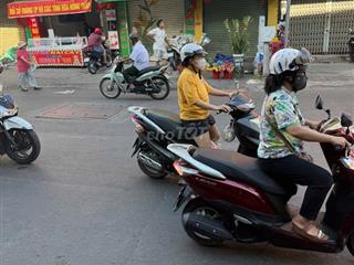 Cho thuê nhà nguyên căn ngay ngã tư Xóm Mới (Gò Vấp)