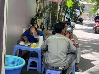 SANG QUÁN CƠM VĂN PHÒNG GẤP