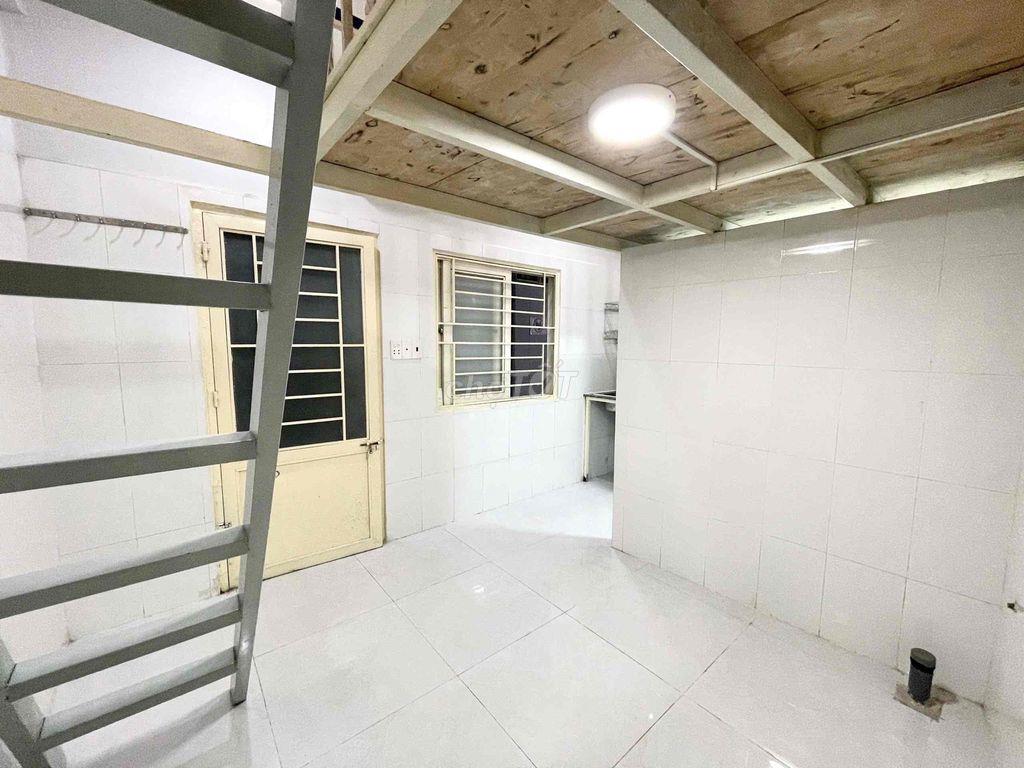 Trọ Kha Vạn Cân