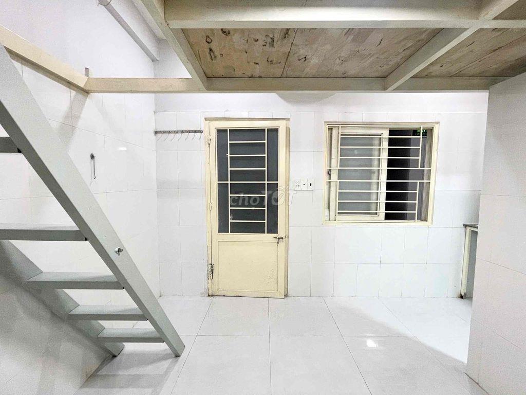 Trọ Kha Vạn Cân