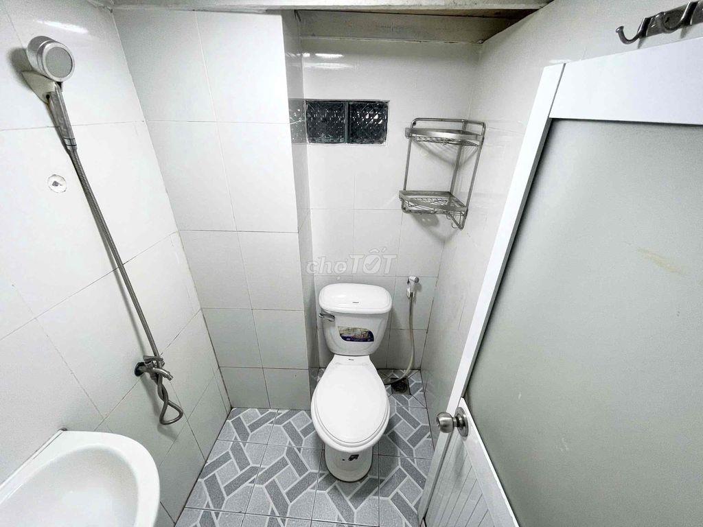 Trọ Kha Vạn Cân