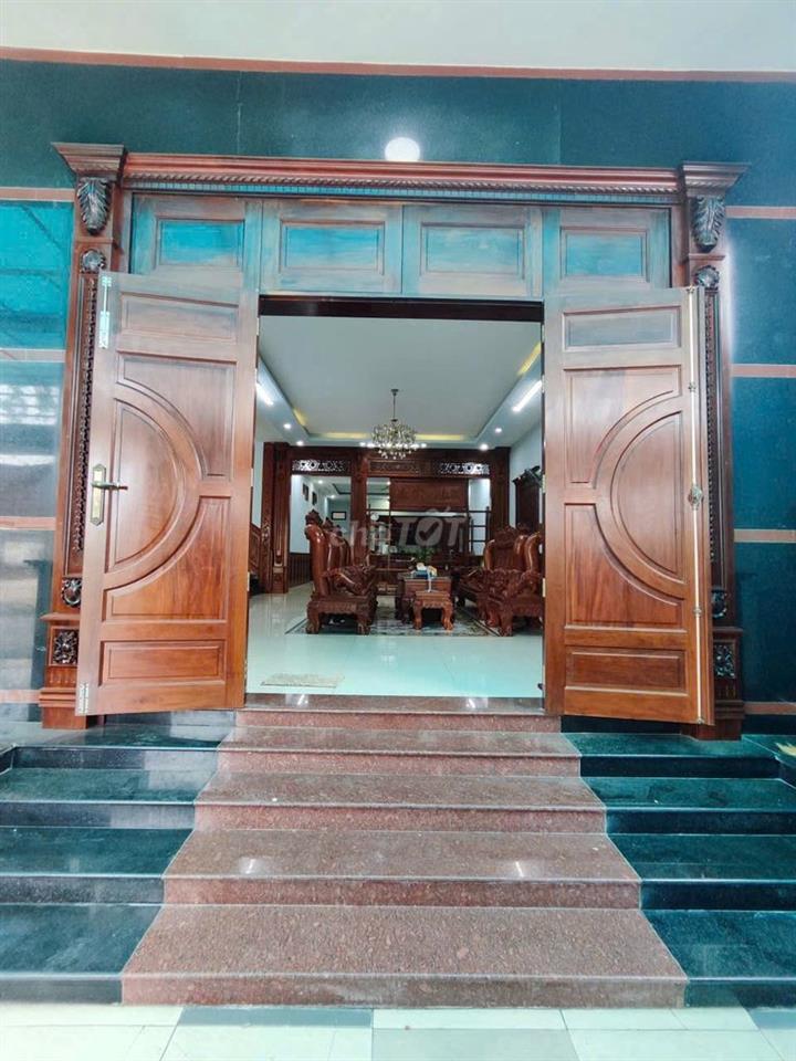 BÁN BIỆT THỰ HÓC MÔN - ĐẶNG THÚC VỊNH 600m2