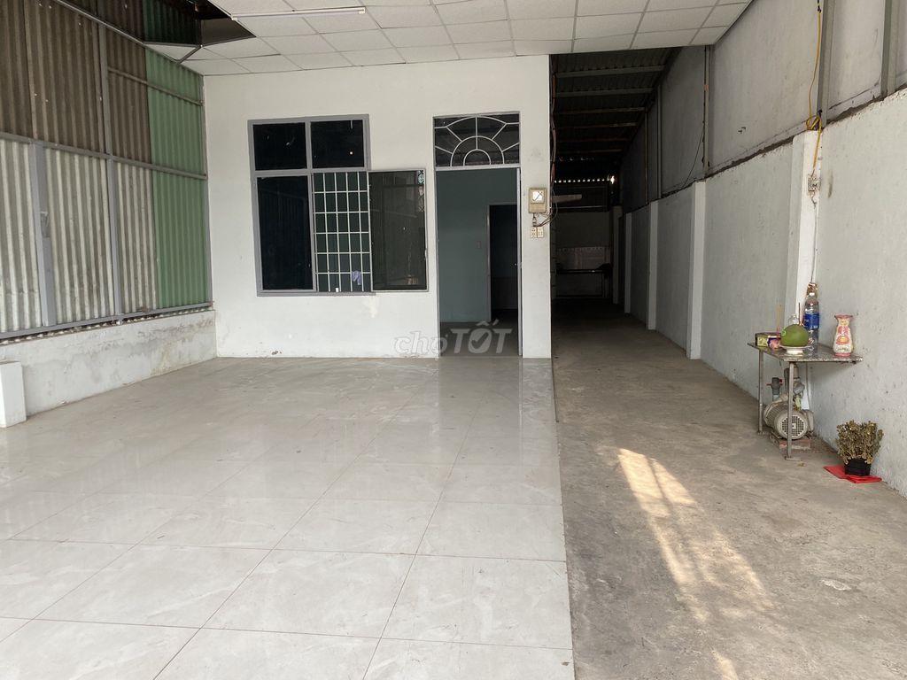 CHO THUÊ NHÀ ĐÔNG THẠNH HÓC MÔN: 126m2 (6x21), thuận tiện ở và kho 