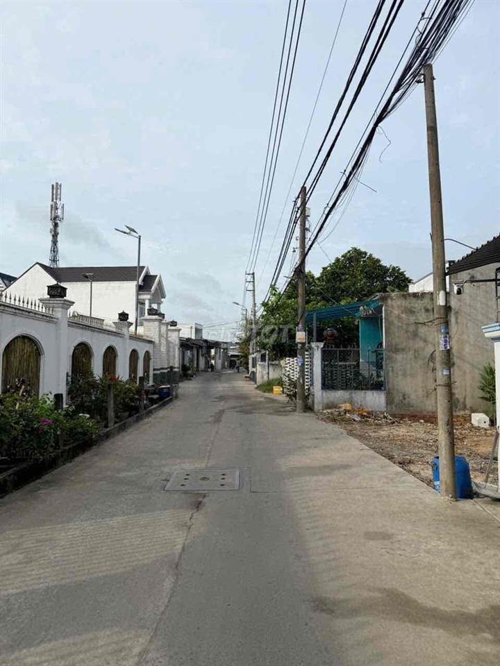 Đất 1/ Đường Nguyễn Thị Sáng Giáp Quận 12