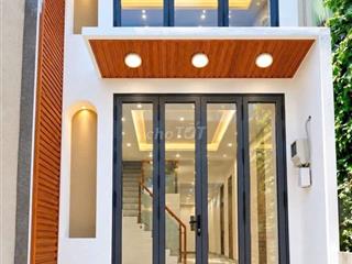 Q7 – Nhà Hẻm Xe Hơi, Tặng Full Nội Thất – Chỉ 2,68 Tỉ
