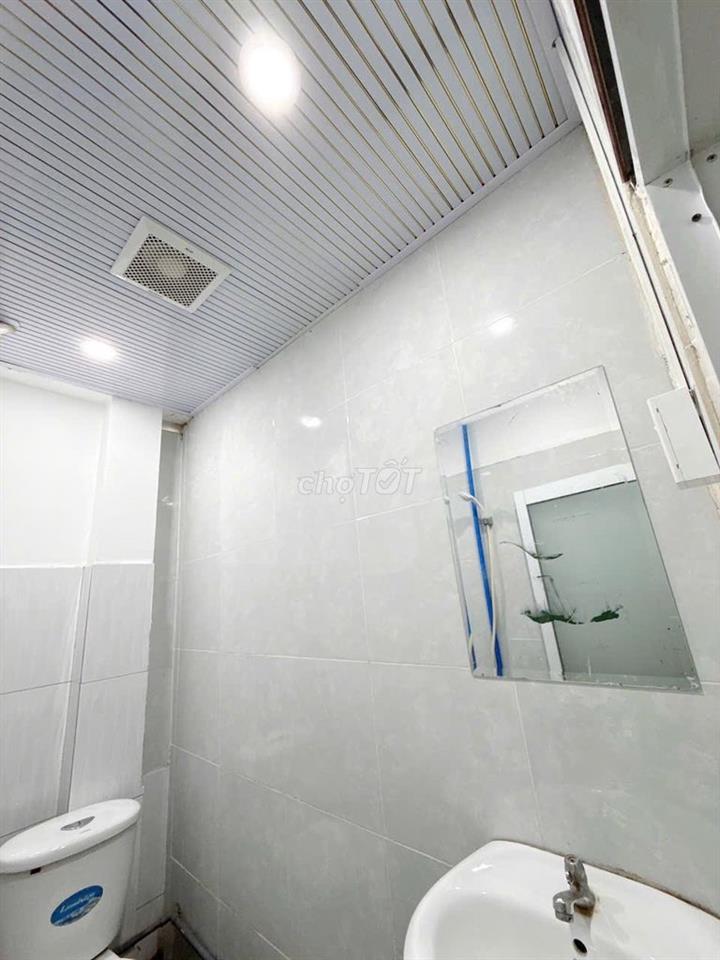 1PN tách bếp, máy giặt máy sấy riêng, thang máy. HÌNH THẬT, GIÁ THẬT