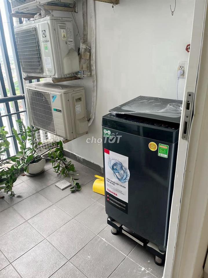 Chính chủ cần bán căn hộ CC Ngô Gia Tự, Q.10, dt: 55m2, 2 PN, SH.