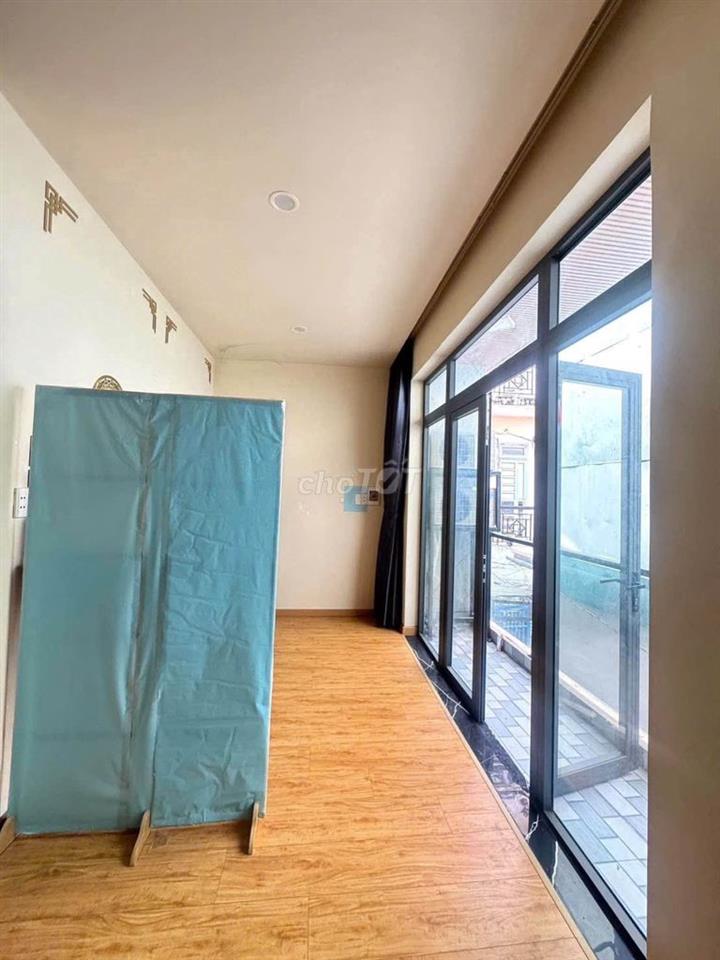 BÁN NHÀ DT 5,4M x 11M -3P - TRUNG MỸ TÂY Q12. GIÁ : 3,99 TỶ 