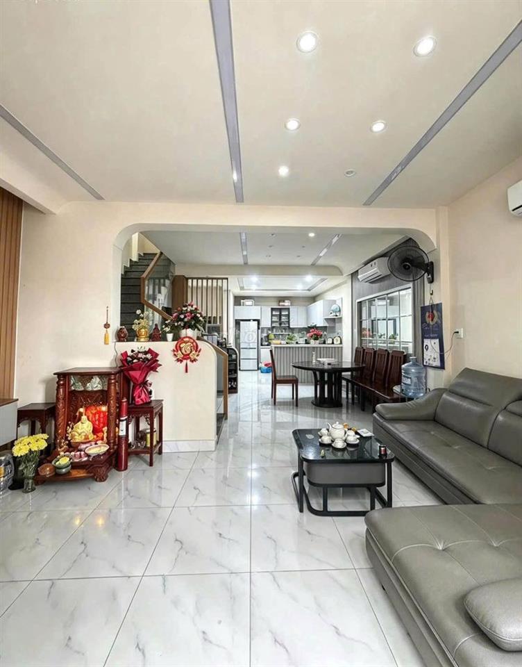 BÁN NHÀ DT 5,4M x 11M -3P - TRUNG MỸ TÂY Q12. GIÁ : 3,99 TỶ 