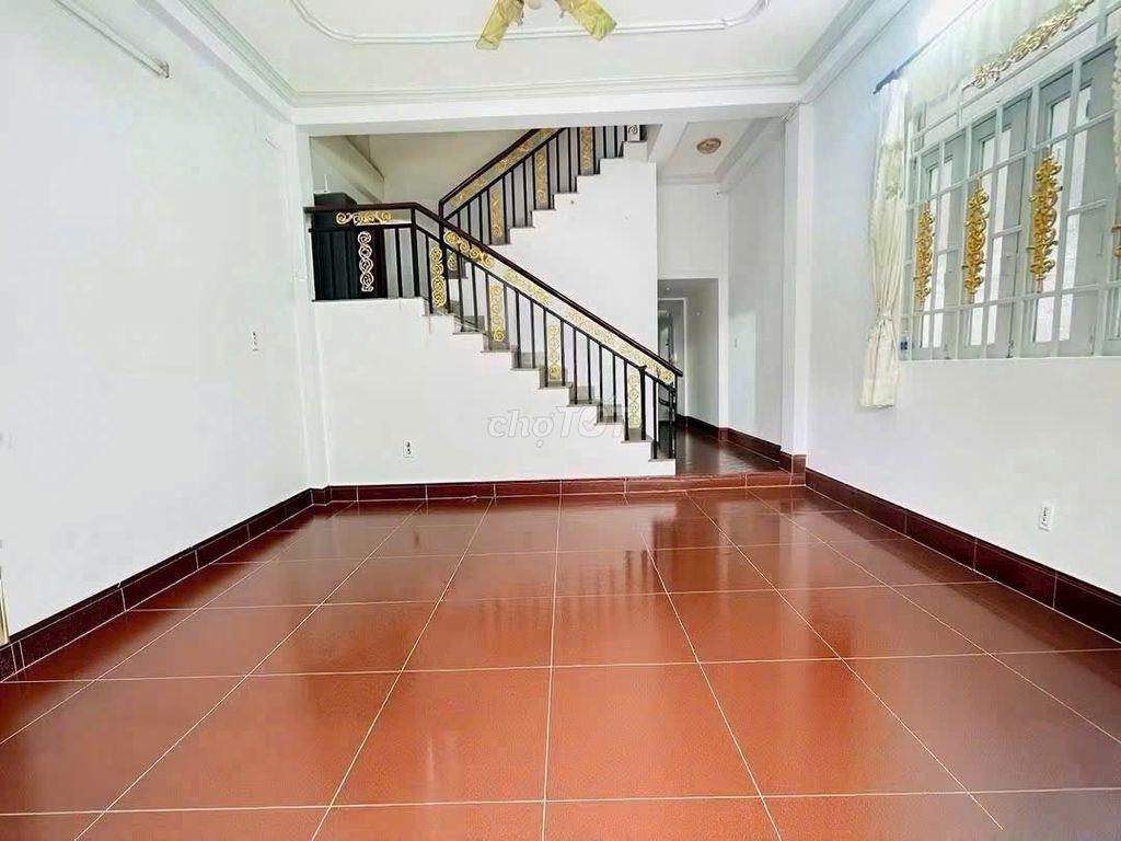 Bán nhà DT 5x16m - 1/ Đường Thạnh Lộc 38, Q12. Giá : 4,15 tỷ 