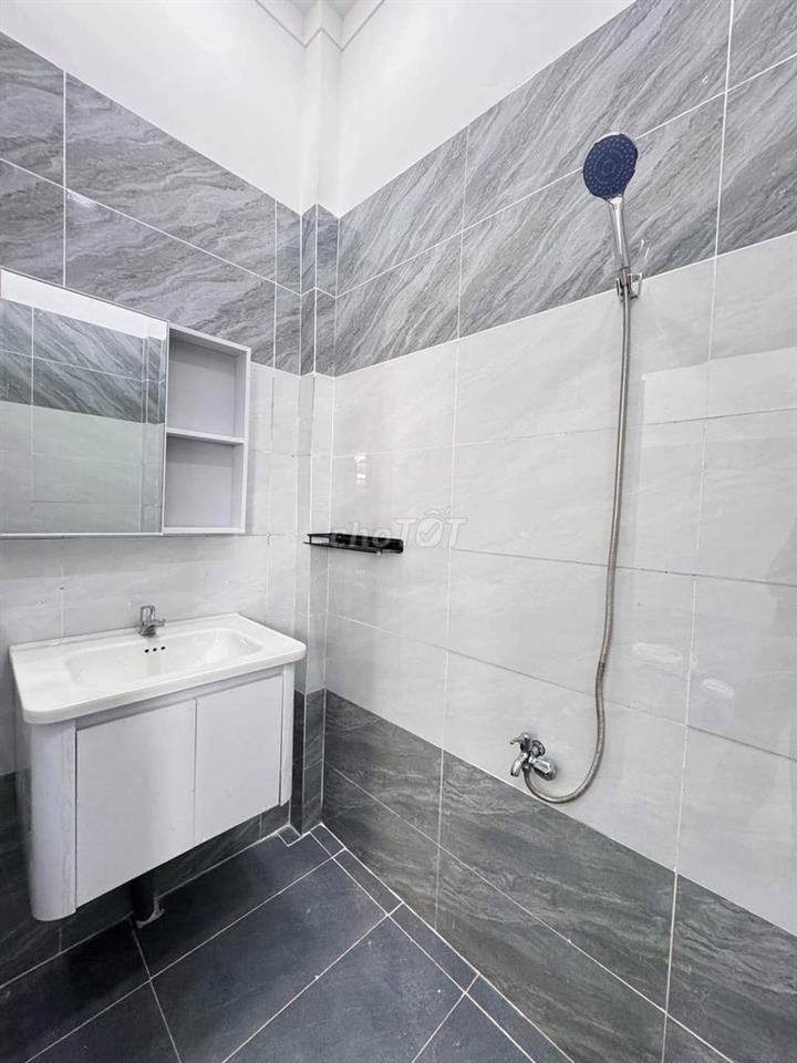 Bán nhà DT 4,5 x 12m - 3p,hẻm ô tô - Hiệp Thành Q12. Giá : 2,69 Tỷ