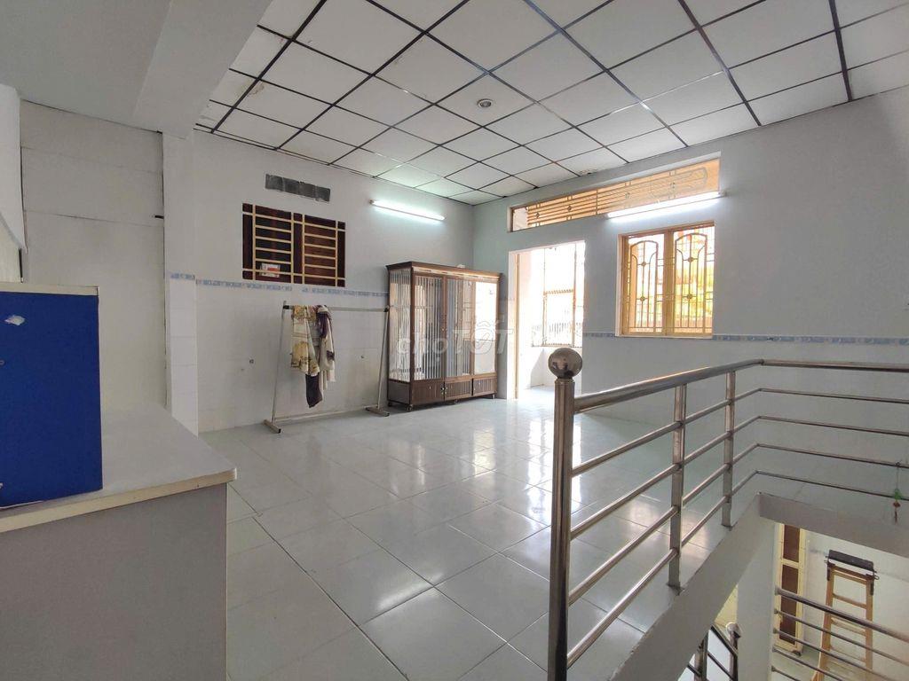 HẺM 295 HẬU GIANG P. Bình Phú (P11, Q6),  GIÁ 4,6 TỶ.