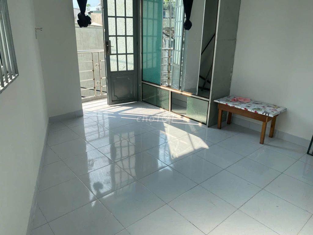 NHÀ CĂN GÓC HẺM HUỲNH TẤN PHÁT (Q.7 CŨ), GIÁ 9 TRIỆU.