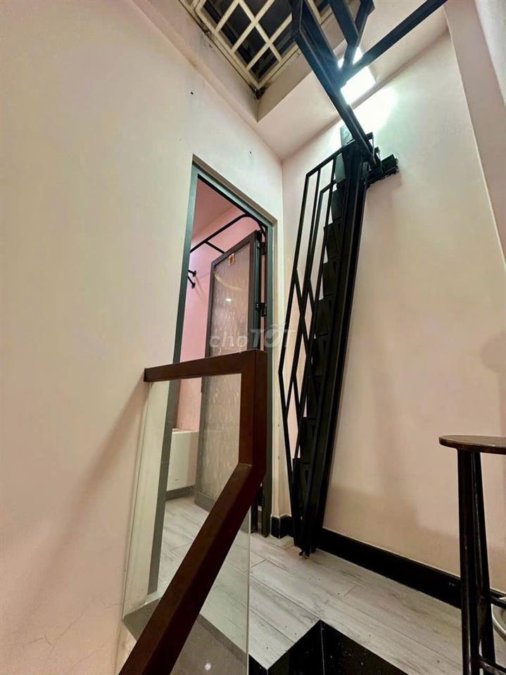 GIẢM GIÁ THUÊ NHÀ HẺM TRẦN QUANG KHẢI, P. TÂN ĐỊNH (Q.1 CŨ), TP. HCM.