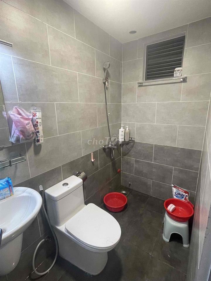mình cần tìm 1 bạn nữ ở ghép cùng khoảng đầu tháng 11 dọn vào ở liền ạ