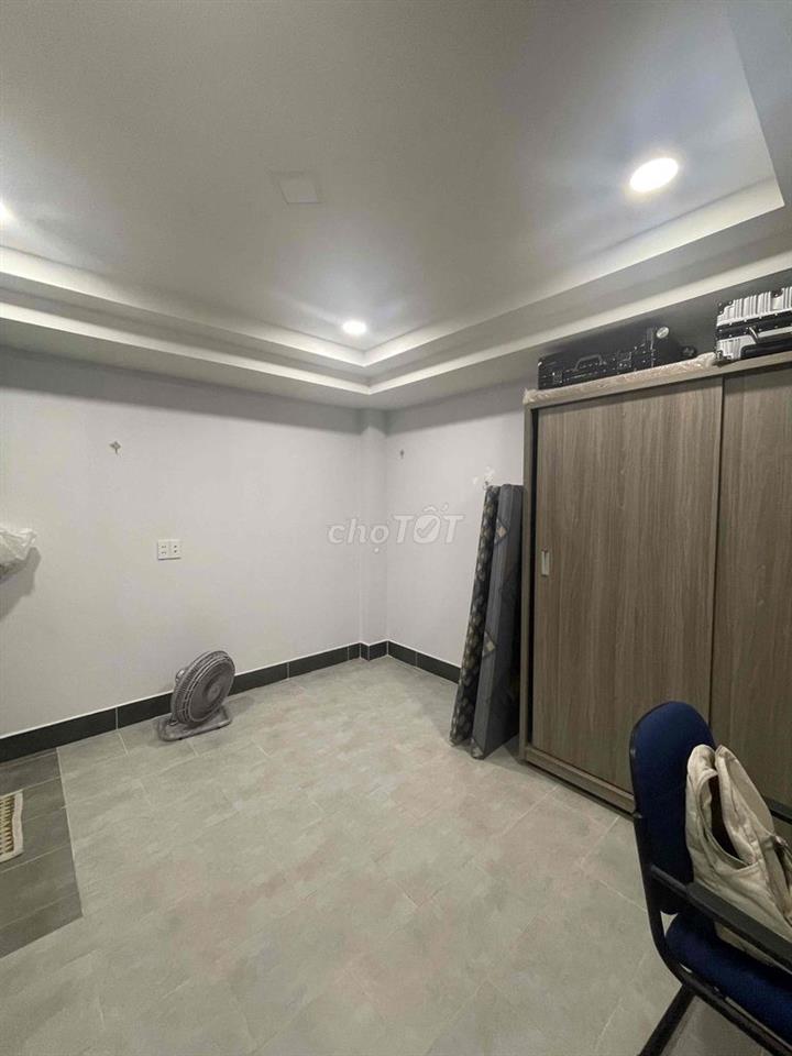mình cần tìm 1 bạn nữ ở ghép cùng khoảng đầu tháng 11 dọn vào ở liền ạ