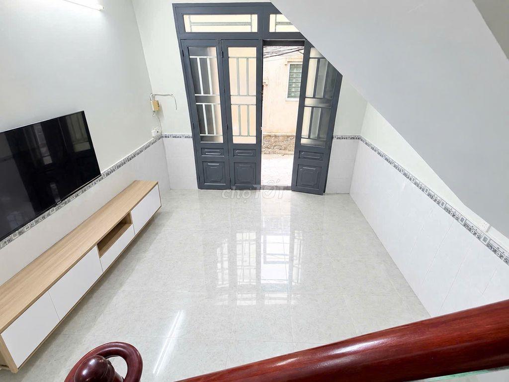 Bán Nhà Chính Chủ  P. 15 Quận 8 4p 3WC Nhà Mới