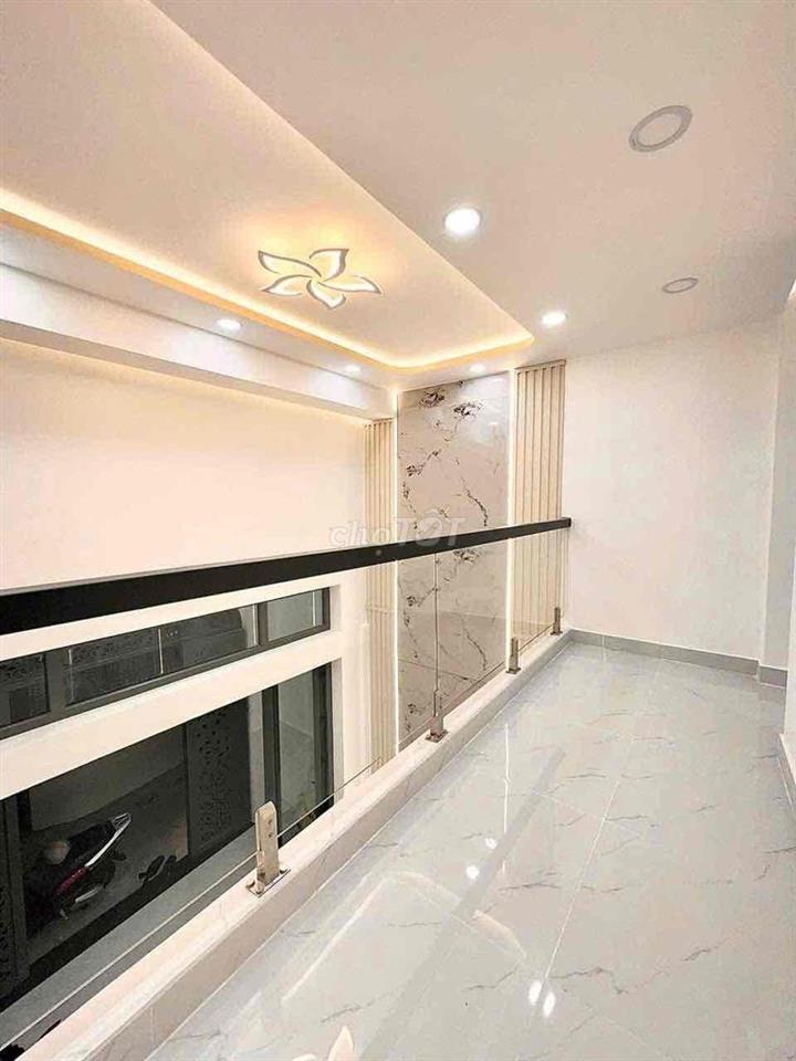 Bán Gấp 1/ Huỳnh Thiện Lộc nhà mới full nội thất 4x16 giá 5,9 Tỷ