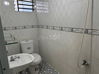 Bán nhà HXH 1 căn ra Mặt tiền Đô Đốc Chấn 5 x 12 Giá chỉ 7ty1 TL
