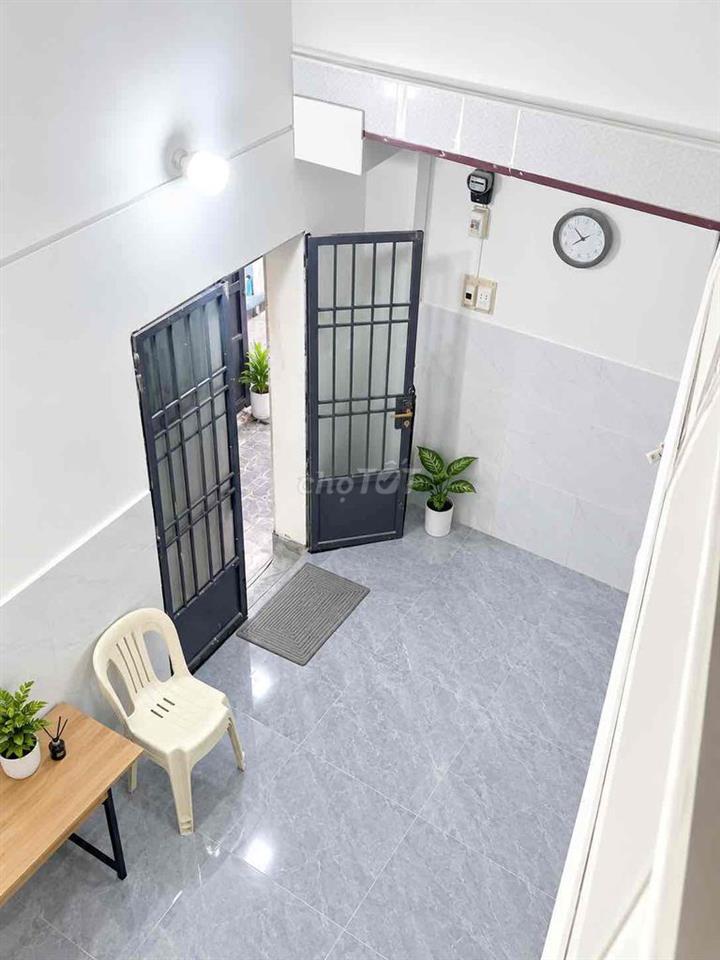 Nhà mặt tiền Hồng lạc tân bình mới xây cho thuê giáp tân phú quận 11