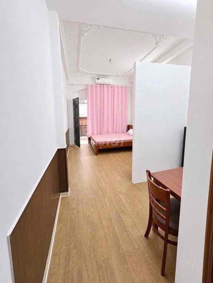 🎁 LÌ XÌ 1 TRIỆU CHỐT PHÒNG ĐẦU T11 – Ban công, ngăn bếp