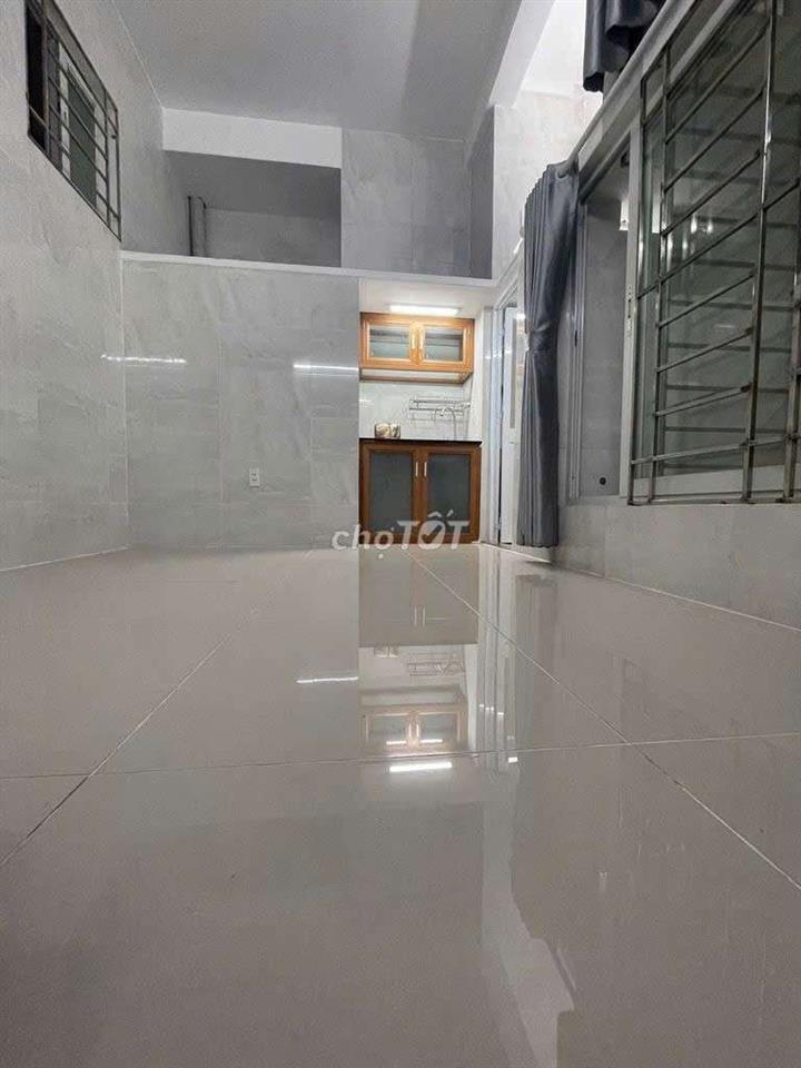 Cho thuê phòng trọ (có gác) gần Nhà ga T3