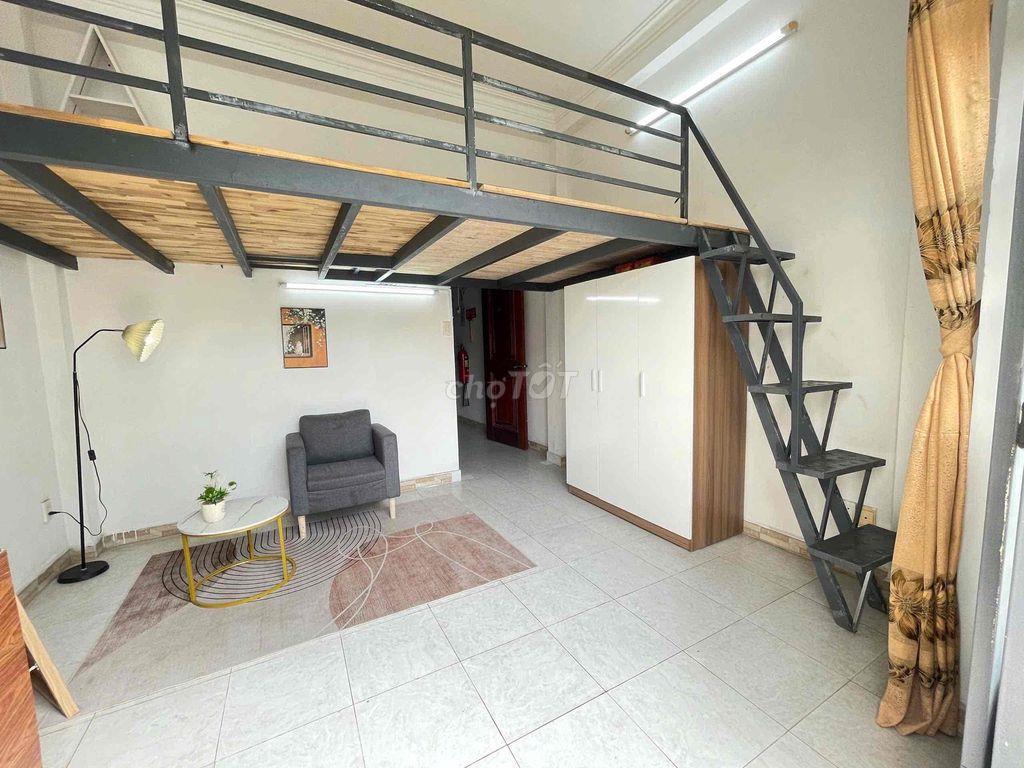 phòng có gác đầy đủ nội thất