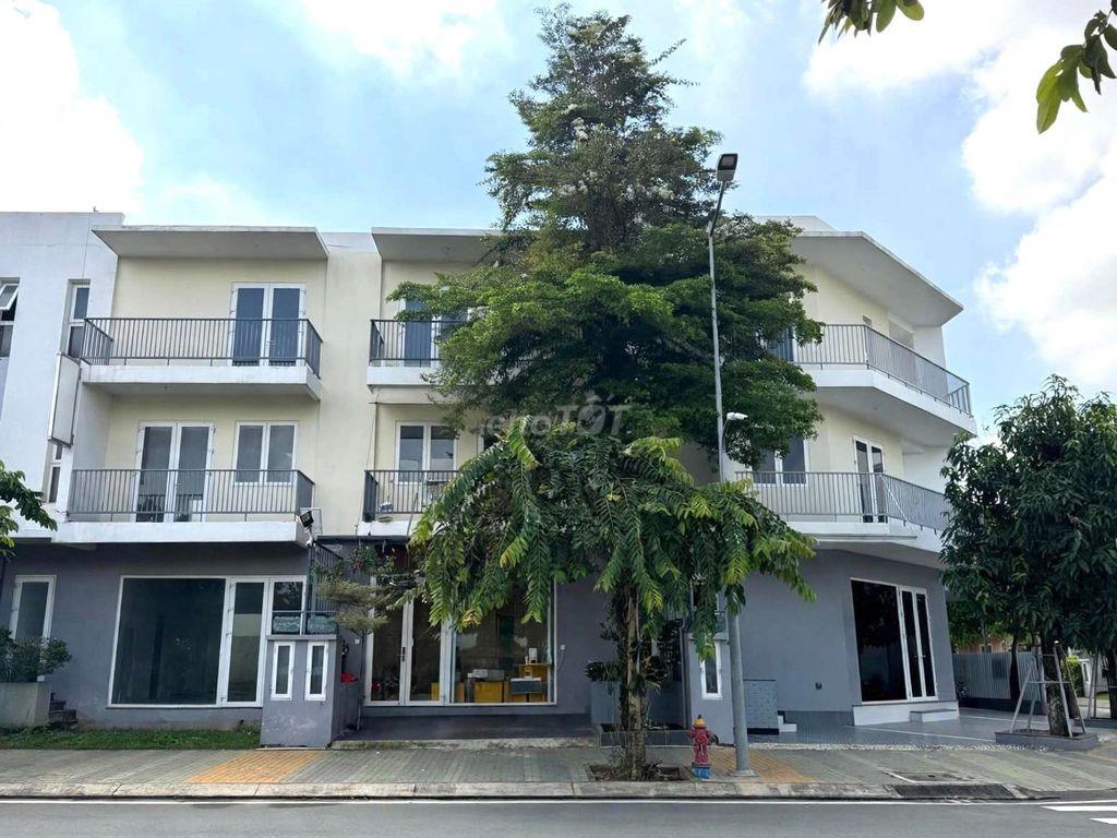 Nhà 3 tầng, 7x15, 240m2 khu đô thị Dragon Village