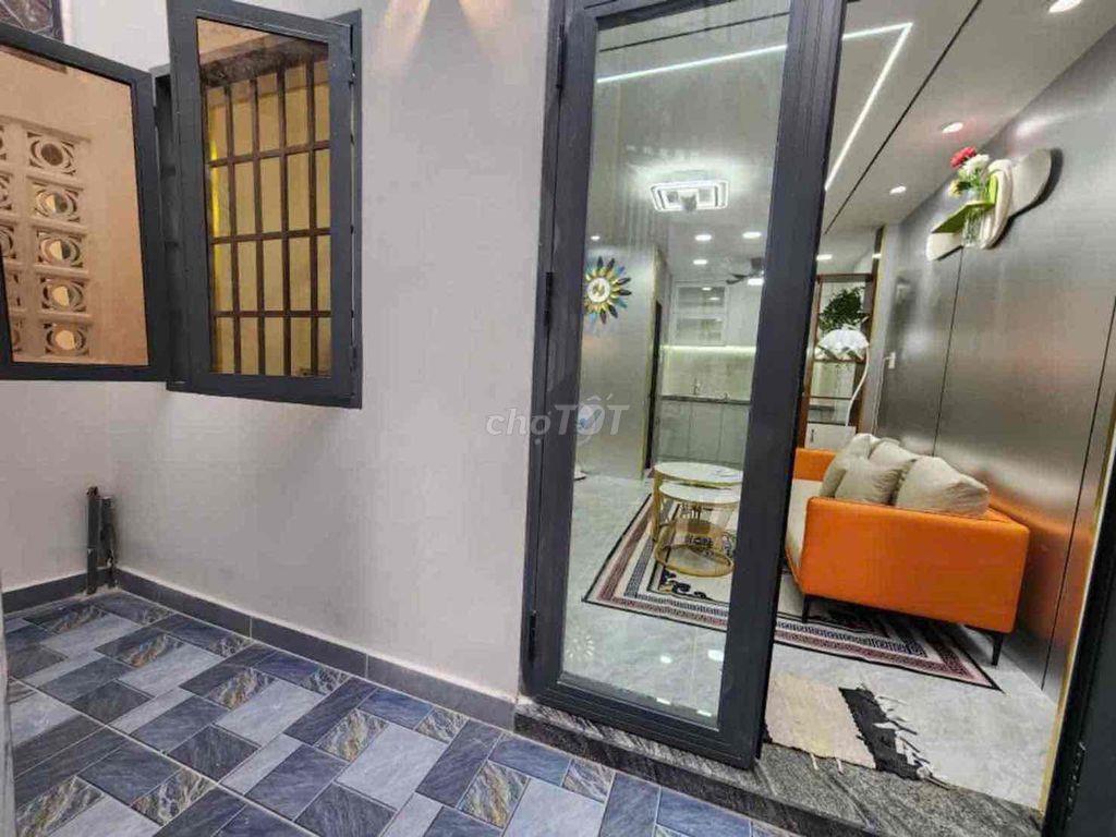 BÁN NHÀ MỚI ĐẸP 2 TẦNG – GẦN CHỢ LINH XUÂN, THỦ ĐỨC | 2PN – 2WC | GIÁ