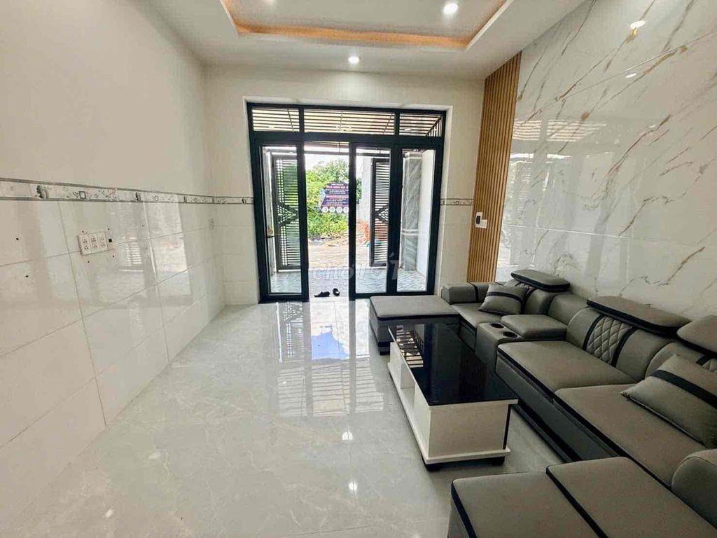 SIÊU PHẨM NHÀ 4 TẦNG – 4 PHÒNG NGỦ, 6 WC | GẦN KCX LINH TRUNG 2