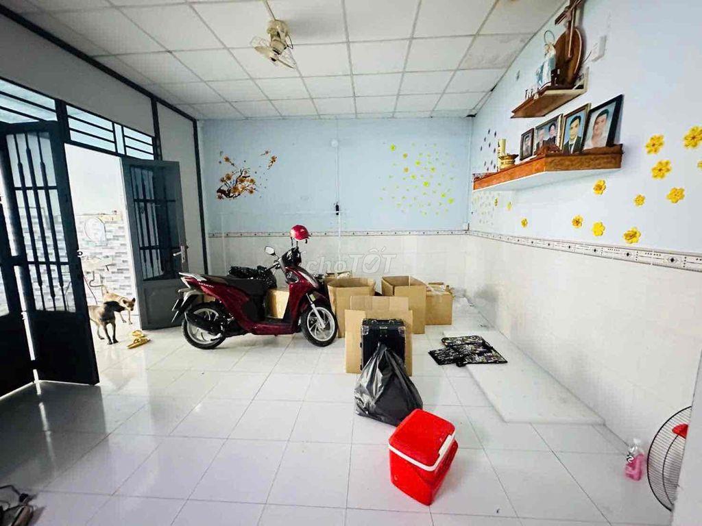 BÁN NHÀ CẤP 4 CÓ GÁC LỬNG – ĐƯỜNG TAM CHÂU, GẦN BỆNH VIỆN THỦ ĐỨC |