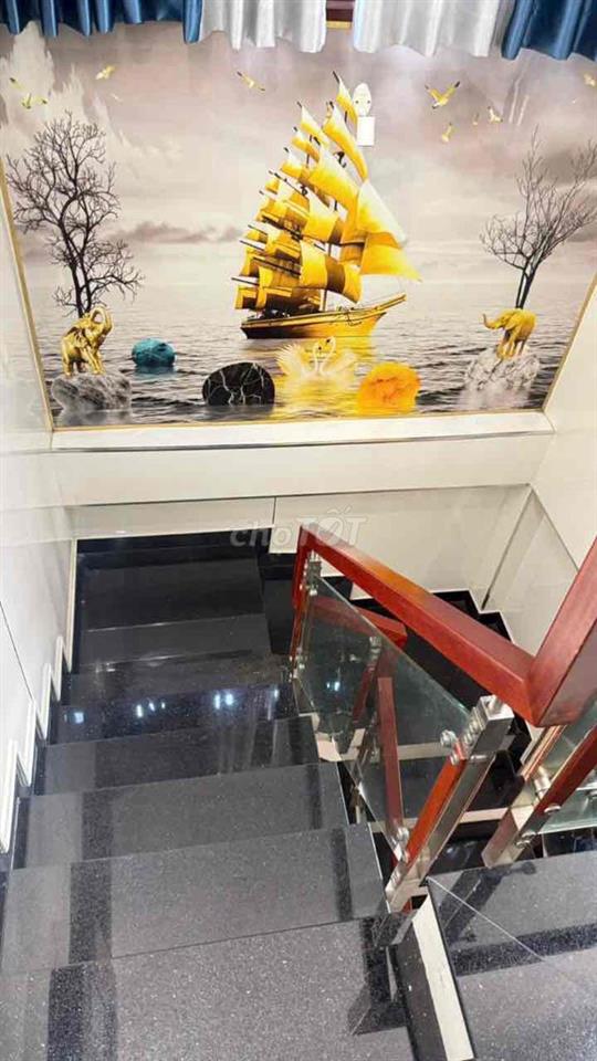 BÁN NHÀ Nhà 1 trệt 1 lầu sân thượng