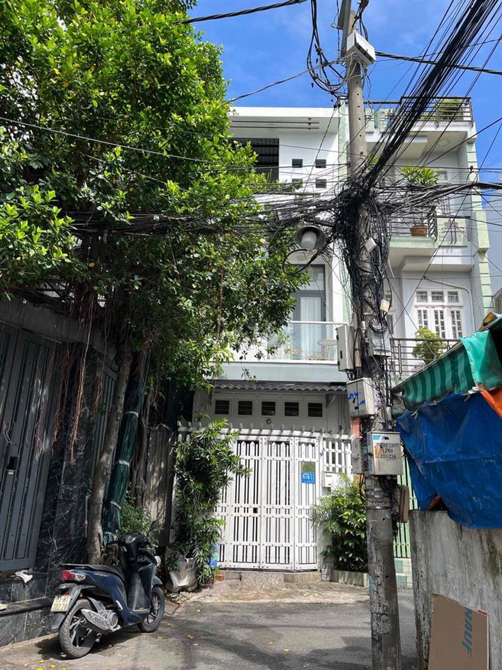 Nhà 3 tầng khu dân cư yên tĩnh