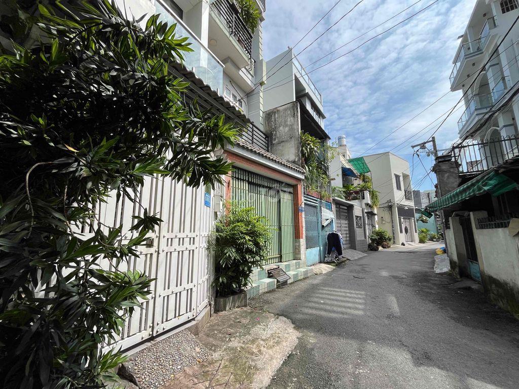 Nhà 3 tầng khu dân cư yên tĩnh