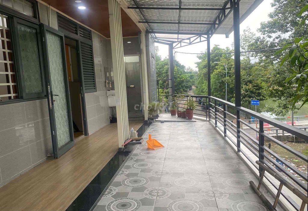 nha 2 mat tien tam bình khu che xuat linh trung