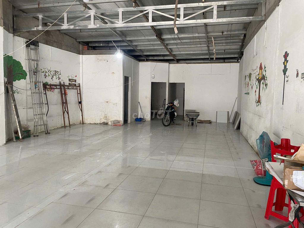 MB cho thuê Kha Vạn Cân 7 x 25m, giá 30tr