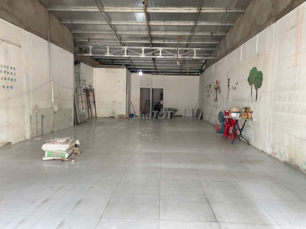 Mặt bằng cho thuê, KVC, 7x 23m, Giá 30tr