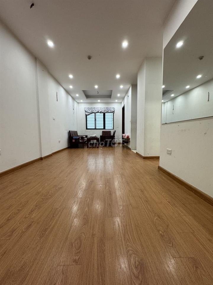  Muốn cho thuê căn hộ 02 phòng ngủ tại NOXH Hưng Thịnh, Kiến Hưng, HN