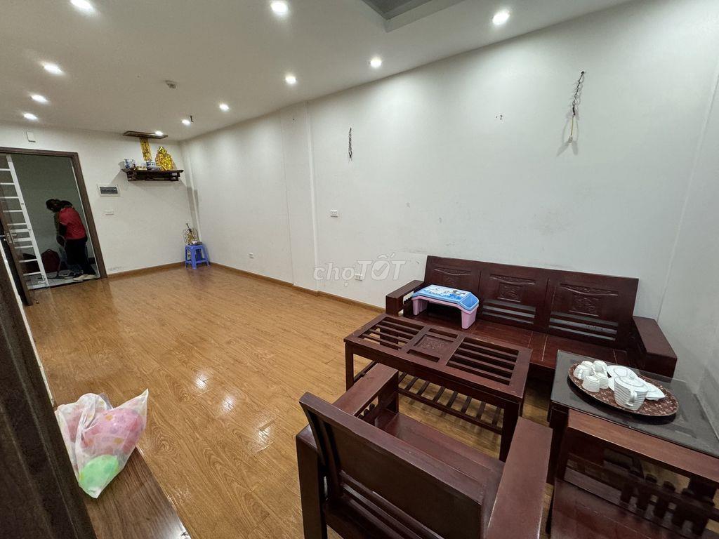  Muốn cho thuê căn hộ 02 phòng ngủ tại NOXH Hưng Thịnh, Kiến Hưng, HN