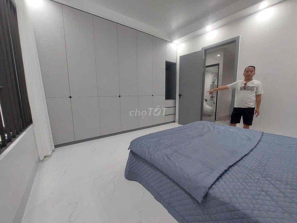 PL VĂN QUÁN – 82M² – 5 TẦNG – MT 4,5M – Ô TÔ TRÁNH – THANG MÁY – 27,8