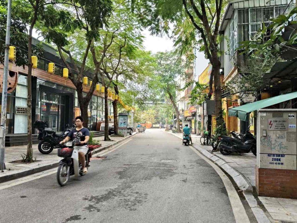 MP TRỊNH CÔNG SƠN TÂY HỒ: 128m - MT: 5,5m - NỞ HẬU, VIEW HỒ: 73,5 TỶ
