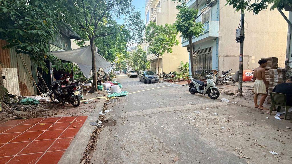 Chính chủ cho thuê Nhà nguyên căn liền kề dương nội