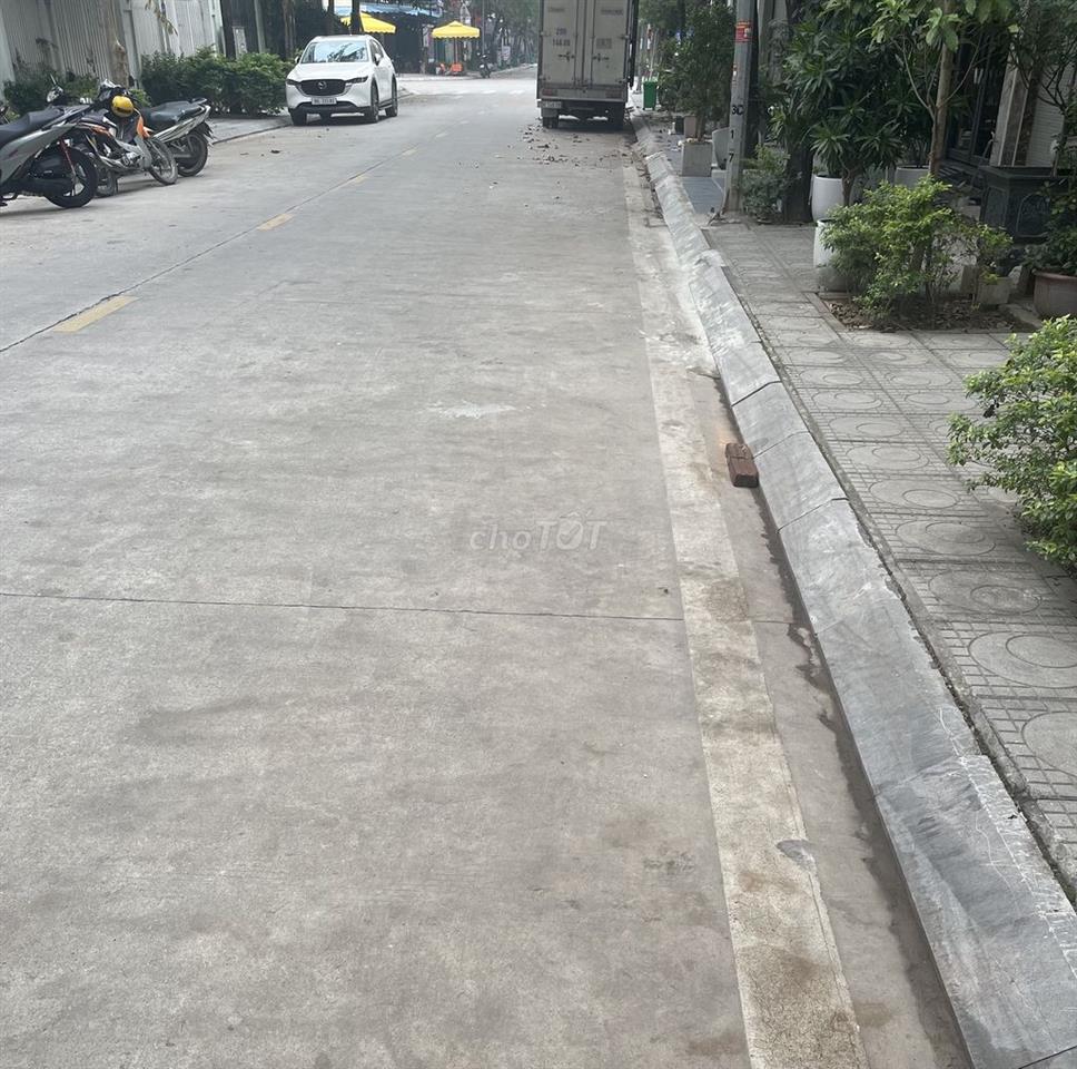 Cho thuê văn phòng hoặc kho