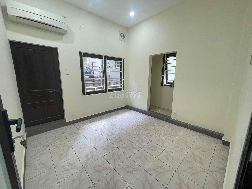 Cho thuê nhà khu trung tâm, cách Hồ Gươm 1km