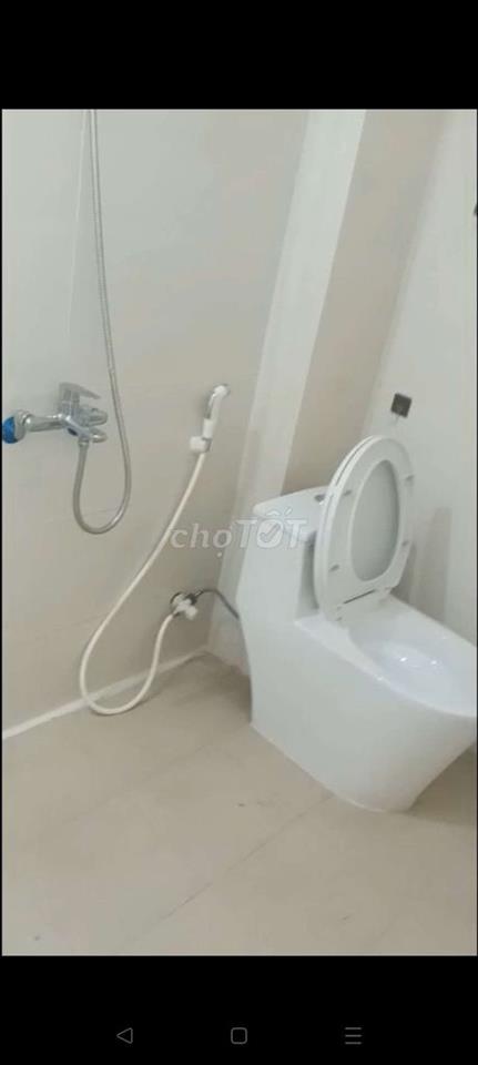 cho thuê phòng t4, giá 2tr . 