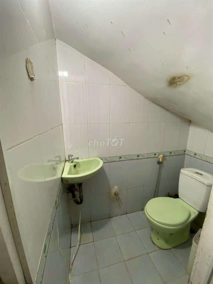 Nhà NC Chính chủ tại số nhà 17 ngõ 2a24/20 Bằng B - giá 11tr